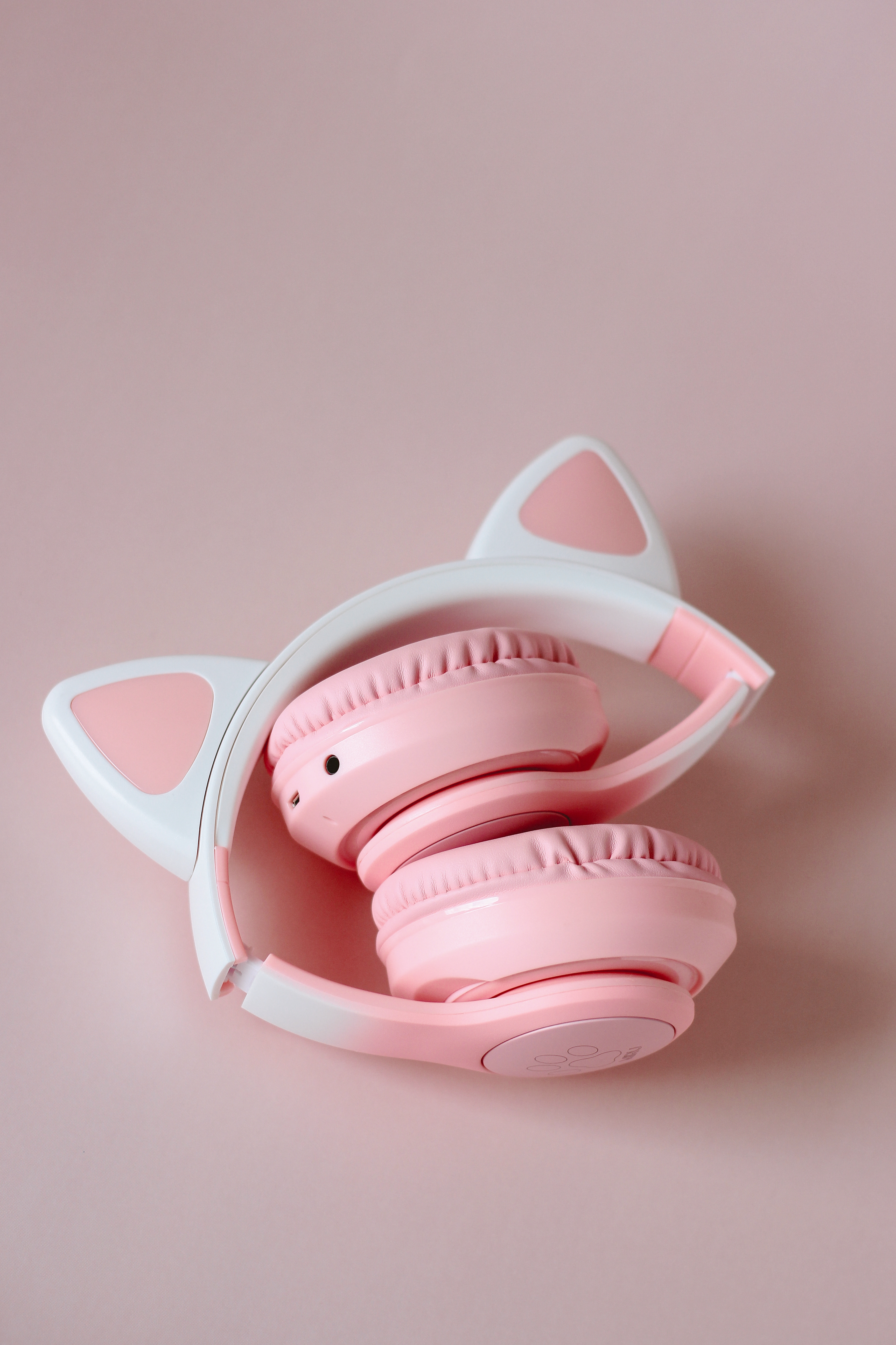 Беспроводная гарнитура MIRU CAT EP-W10 (розовый) <Беспроводная гарнитура MIRU CAT EP-W10 (розовый) W101, Накладные, стерео Bluetooth-гарнитура, 2.402 -2.480 ГГц, 32 Ом, Pink, 40 мм, 20,5 см, BT5.3, радиус действ.10м, время работы 8ч, 400м/Ач, розовый>