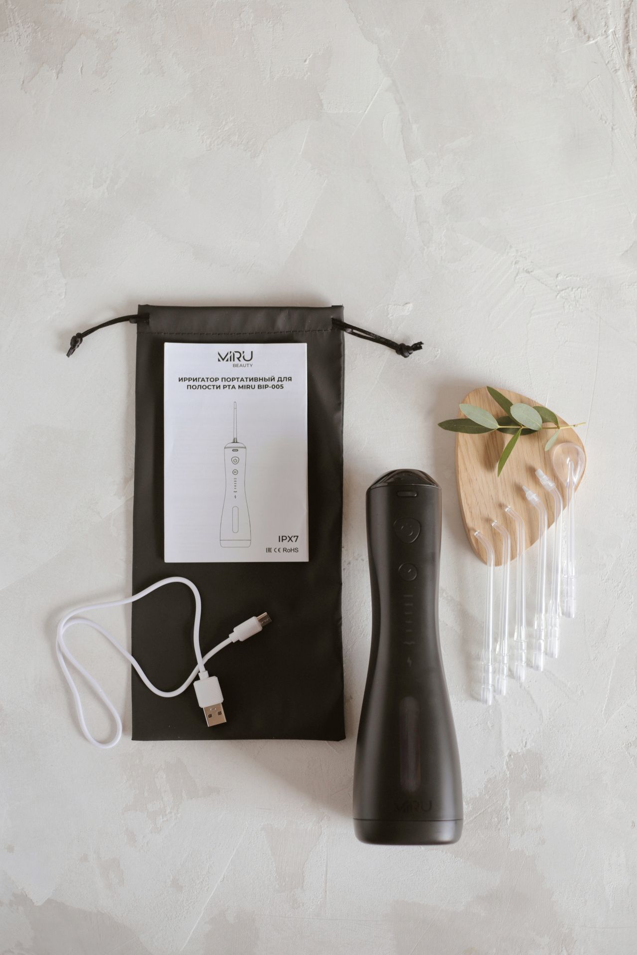 Ирригатор портативный для полости рта MIRU BIP-005(черный)