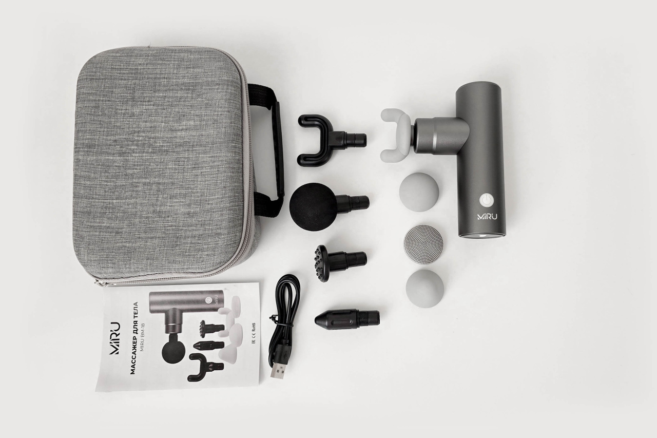 Массажер для тела MIRU BM-18 (светло-серый) <8 насадок, 2000 mAh, металл ,светло-серый>